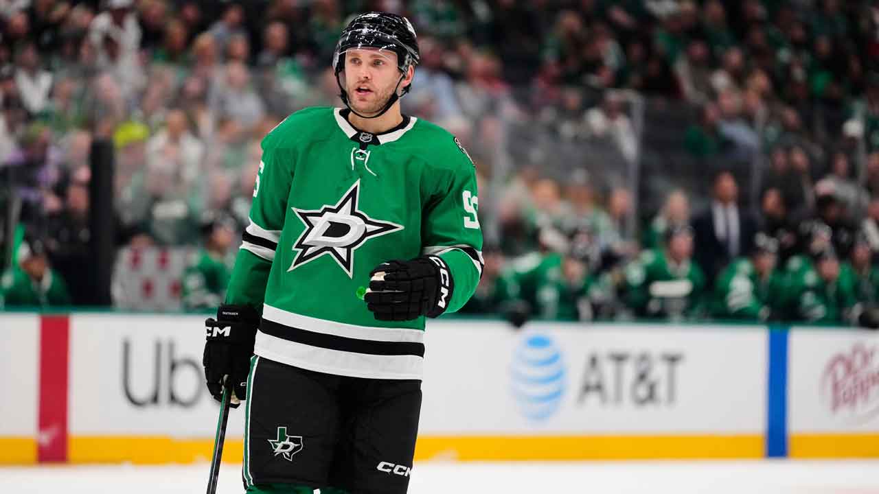 Stars' Rantanen says he didn't hear Islanders' Roy yelling at him