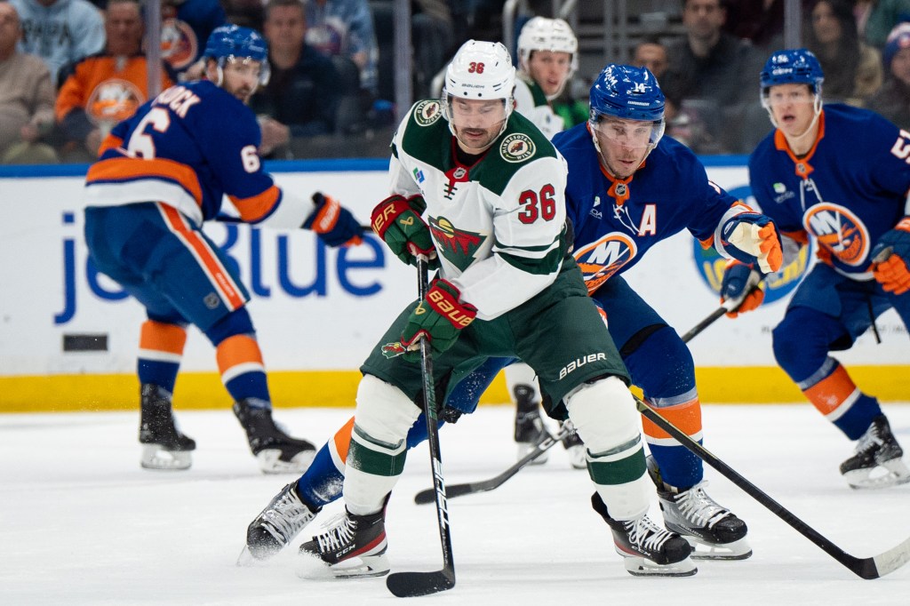 Mats Zuccarello's return is a step closer to making the Wild whole