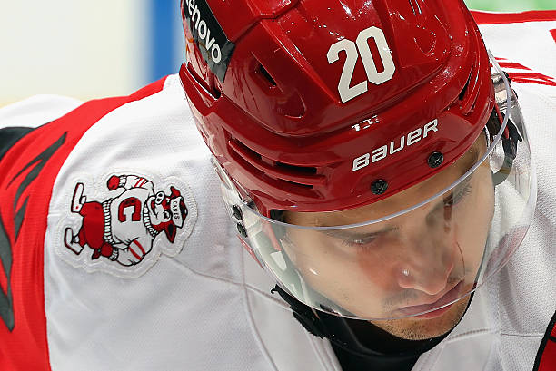 Hurricanes vs. Canucks Time, TV & Live Stream – 11/14/2025