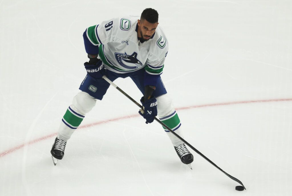 ‘Trade Him Yesterday’ – Canucks Fans Want Evander Kane Out After Being Embarrassed vs. Carolina Hurricanes