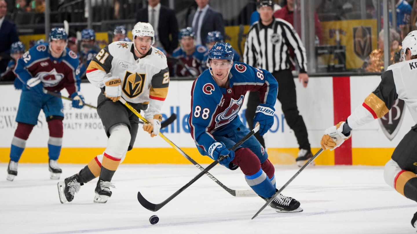 Martin Necas shines in Avalanche's 4-2 victory over the Golden Knights