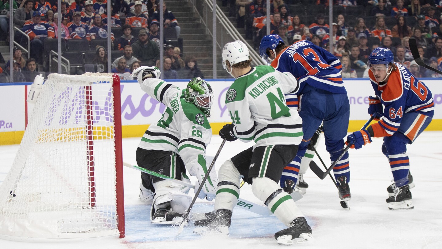Stars crush Oilers 8-3, Benn scores 400th career goal for Dallas