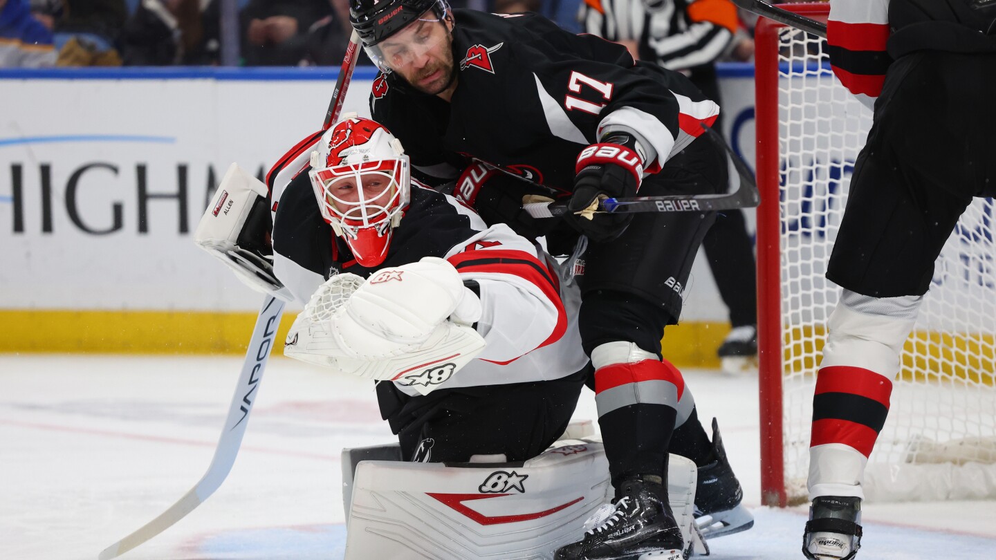 Jake Allen stops 42 shots, Arseny Gritsyuk scores 2 in Devils' 5-0 win over Sabres