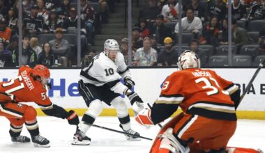 Former Duck Corey Perry boosts Kings, but they fall in Freeway Faceoff