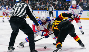 Canucks vs. Blackhawks Prediction & Picks - Nov. 5