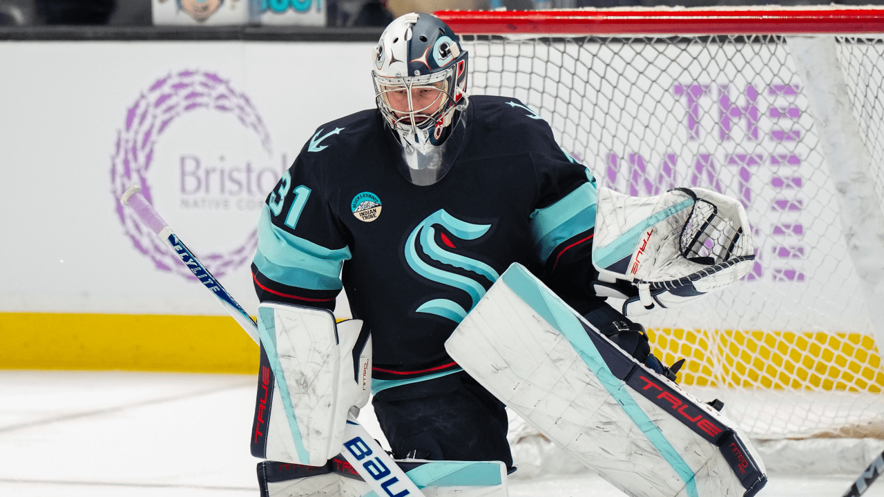 Grubauer stops all 19 shots in relief, Kraken defeat Sharks