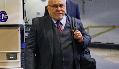 Trotz backs Brunette, says 'I need more' from Predators players