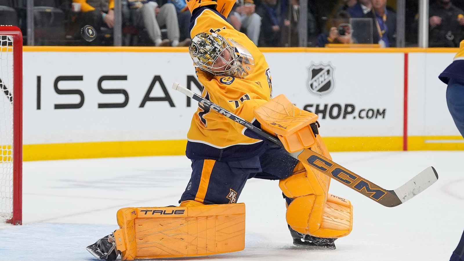 Michael Bunting leads the Nashville Predators past the Calgary Flames 4-2