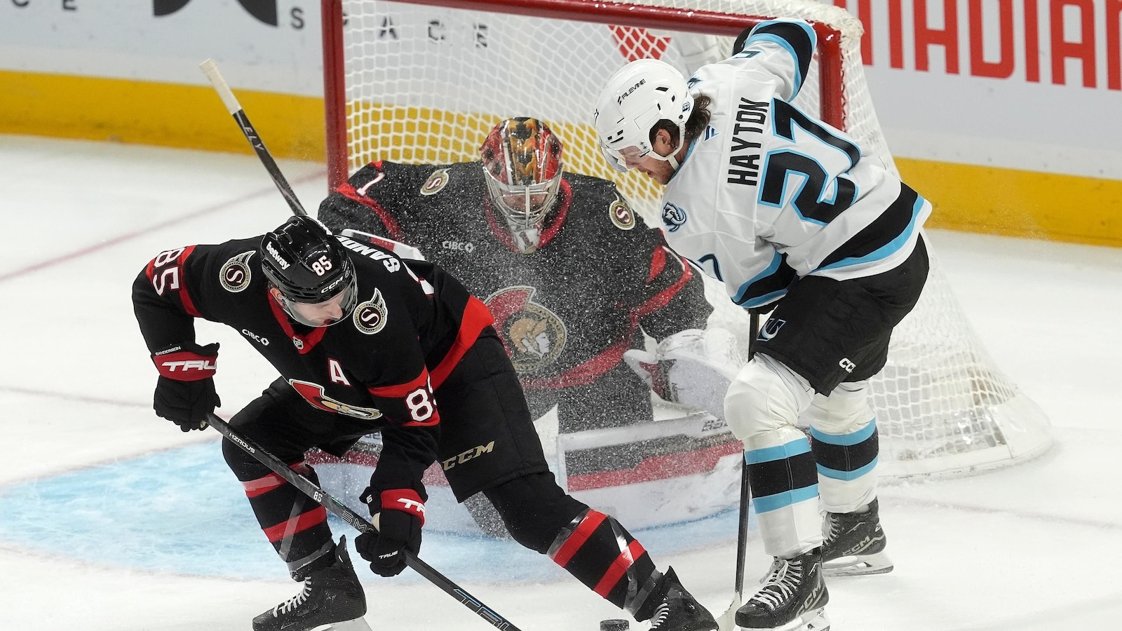 Merilainen makes 29 saves in 3rd NHL start to help the Senators beat the Mammoth 4-2