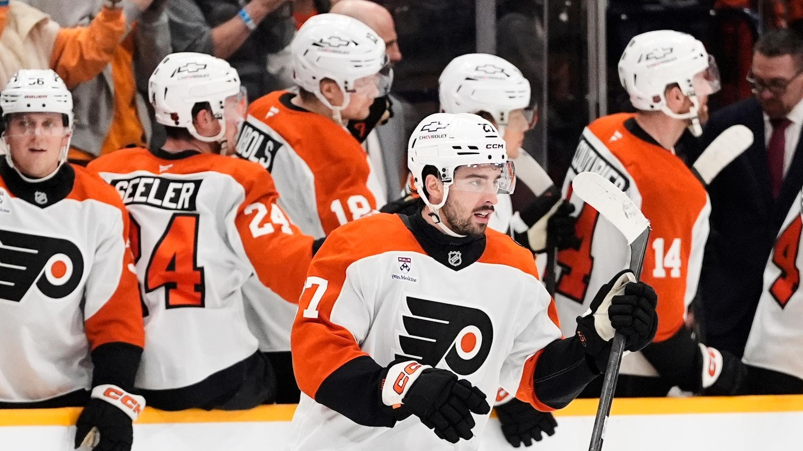 Konecny and Vladar lead Flyers to 3-1 win over Predators