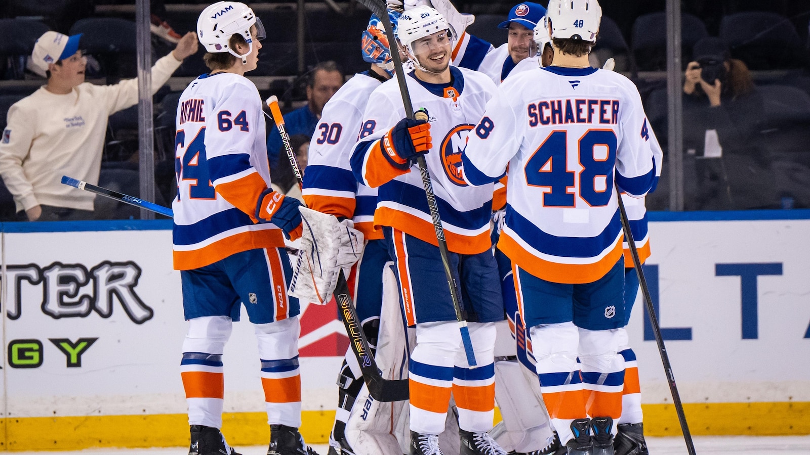 Barzal scores in overtime and Sorokin shines again as the Islanders beat the Devils 3-2