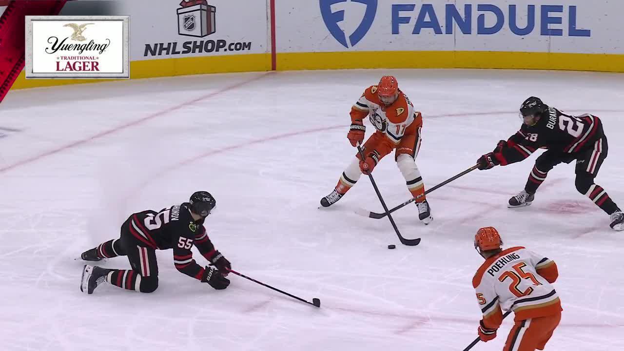 Knight Makes Huge Save | Chicago Blackhawks