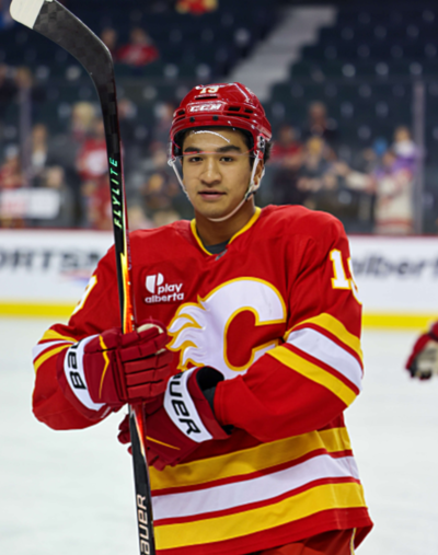 NHL Injury Update: Calgary Flames rookie Zayne Parekh injured in game against Chicago Blackhawks