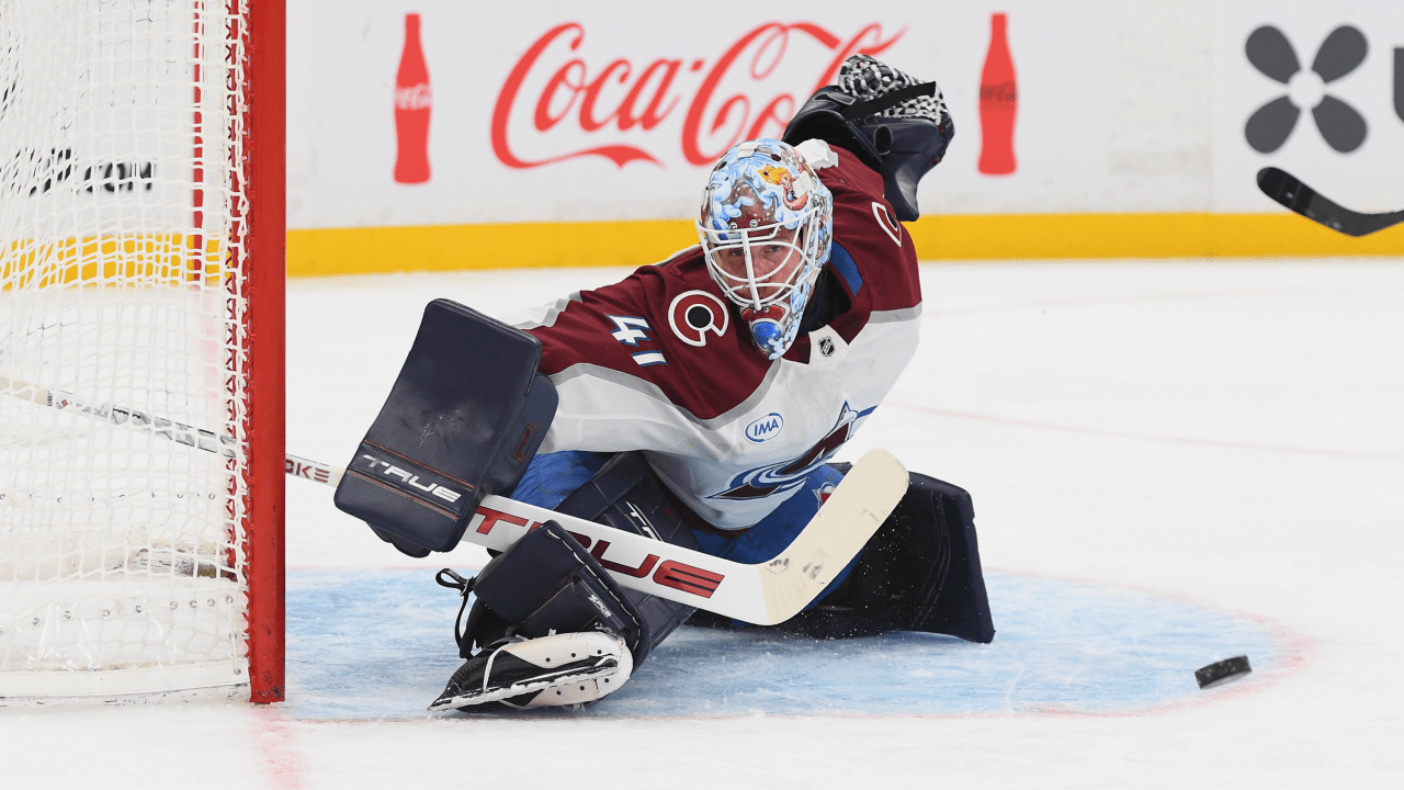 Wedgewood signs 1-year contract with Avalanche