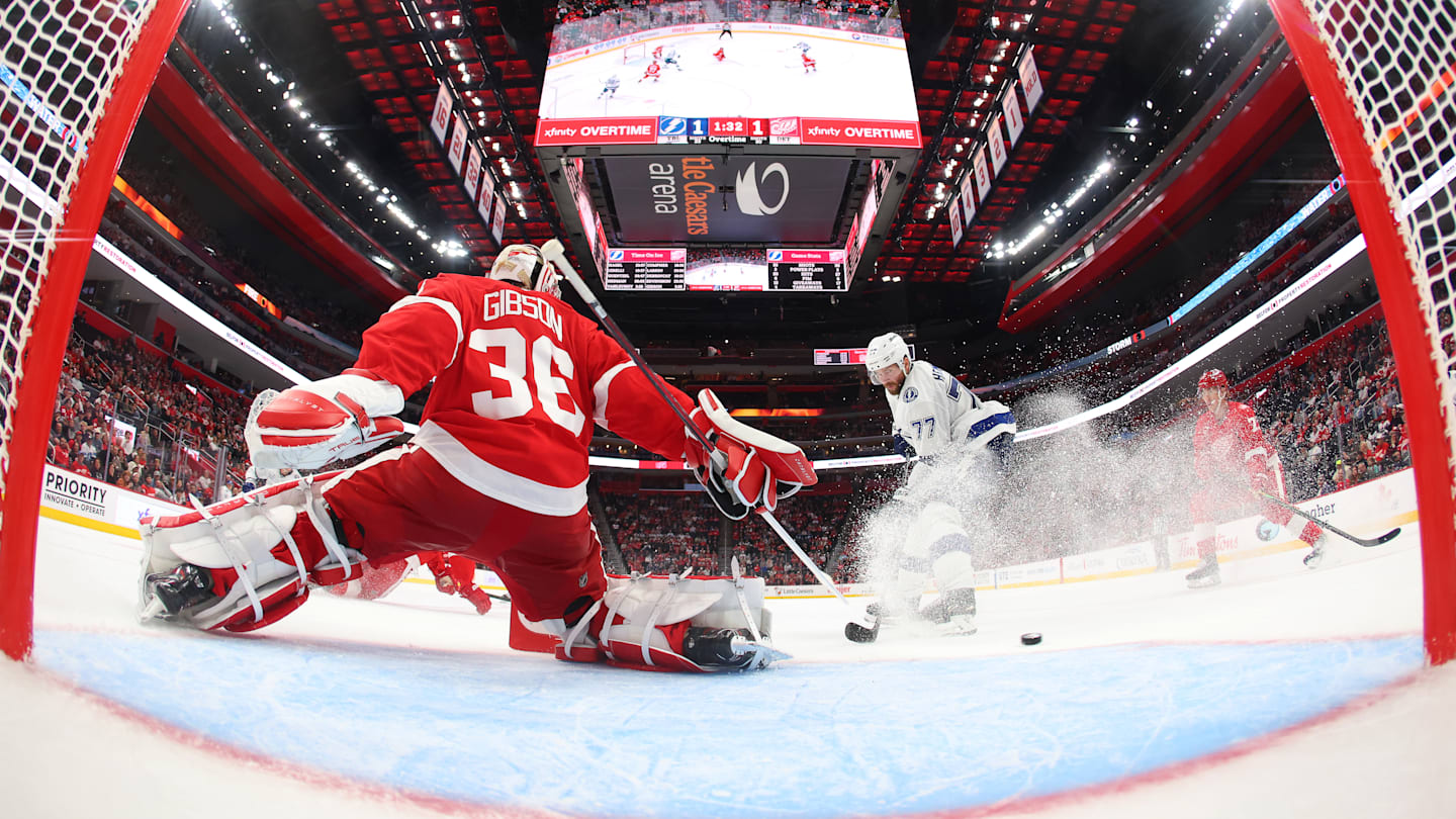 Tampa Bay Lightning v Detroit Red Wings