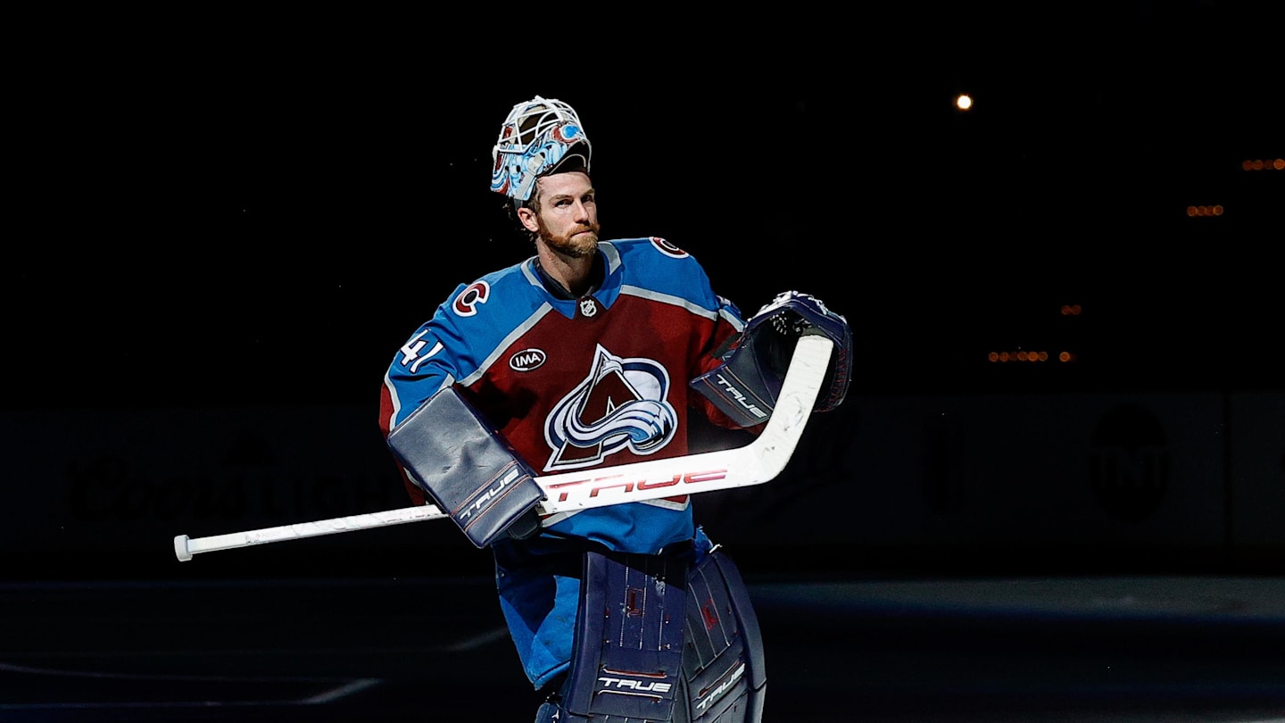 Nov 11, 2025; Denver, Colorado, USA; Colorado Avalanche goaltender Scott Wedgewood (41) skates out for fans after the game against the Anaheim Ducks at Ball Arena. Mandatory Credit: Isaiah J. Downing-Imagn Images