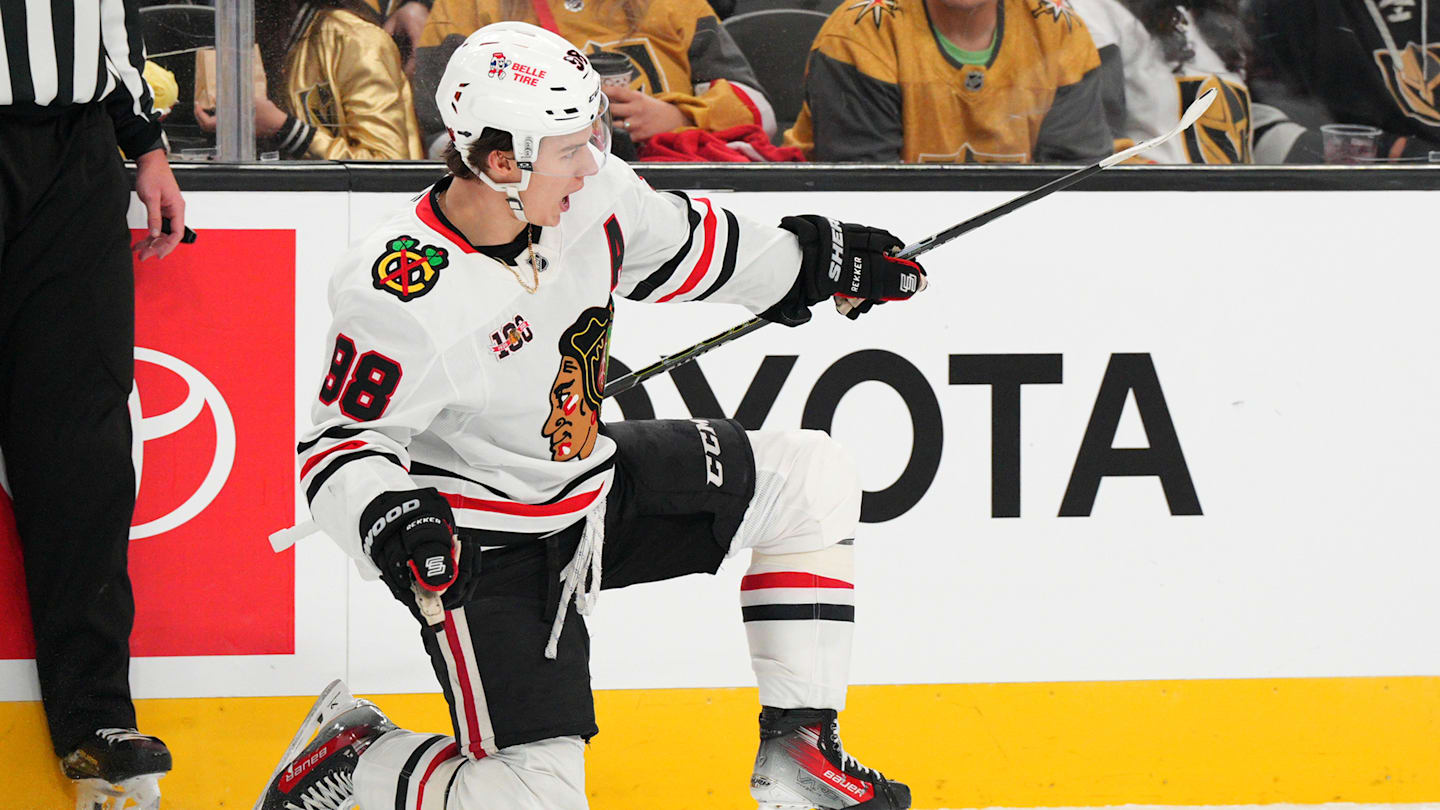 Chicago Blackhawks v Vegas Golden Knights