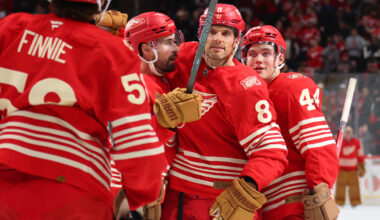 Boston Bruins v Detroit Red Wings