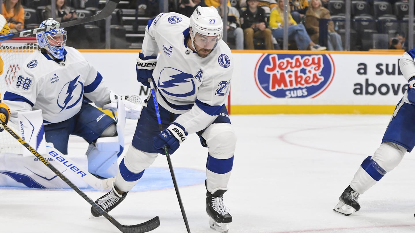 Tampa Bay Lightning Sign Key Defenseman to Contract Extension