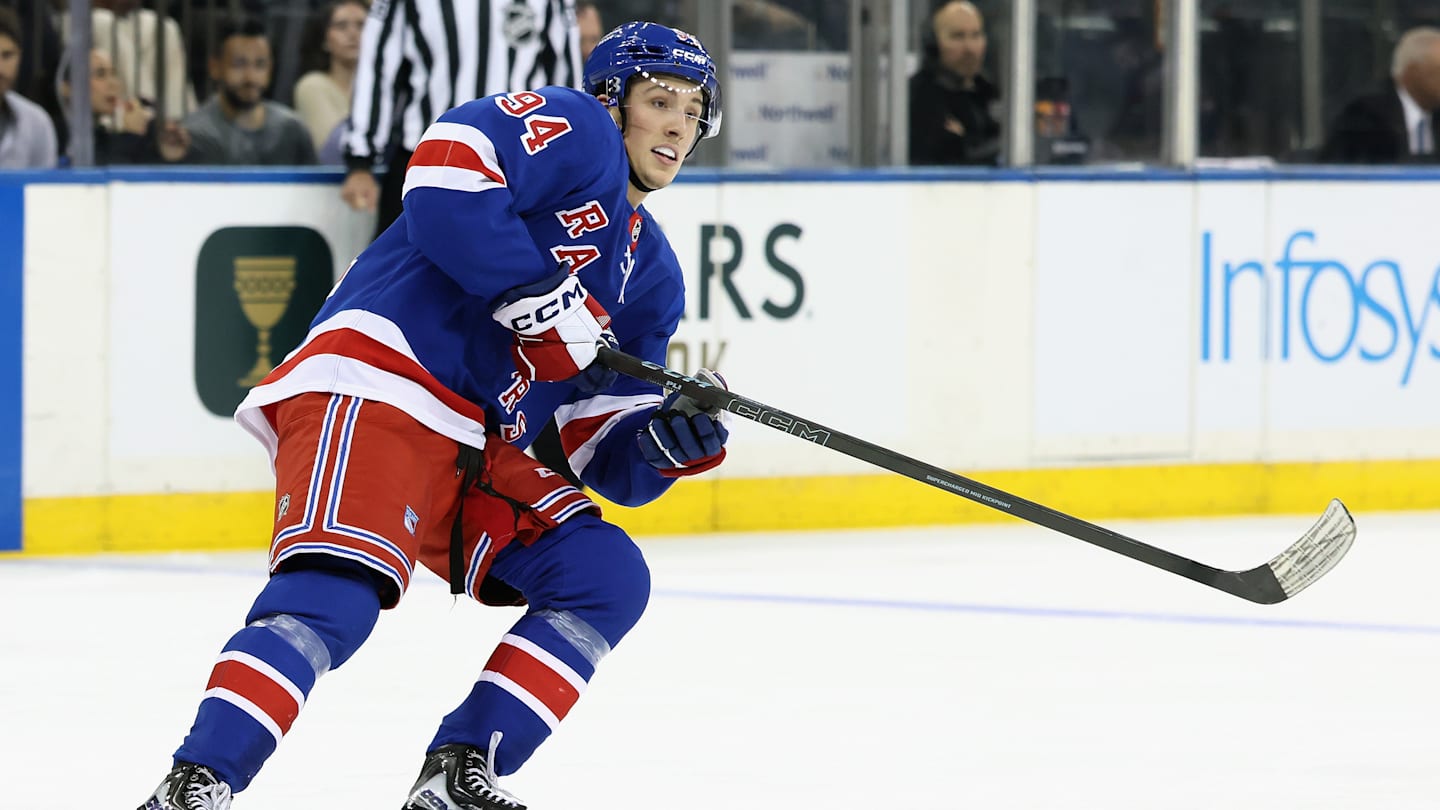 New York Islanders v New York Rangers