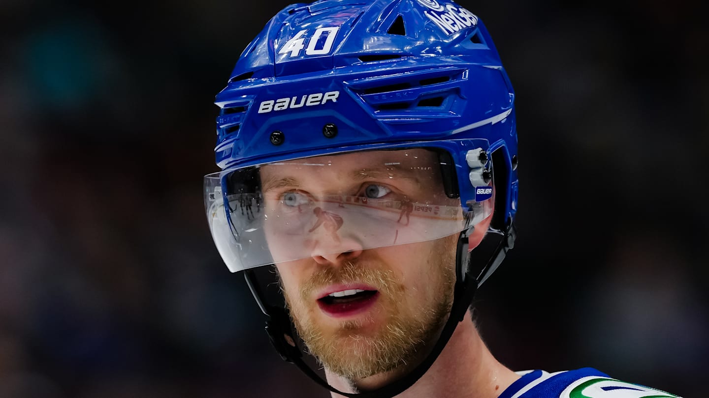 Detroit Red Wings v Vancouver Canucks