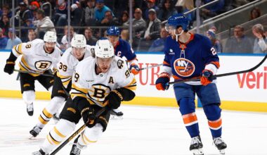 Boston Bruins v New York Islanders