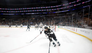 Chicago Blackhawks v Los Angeles Kings