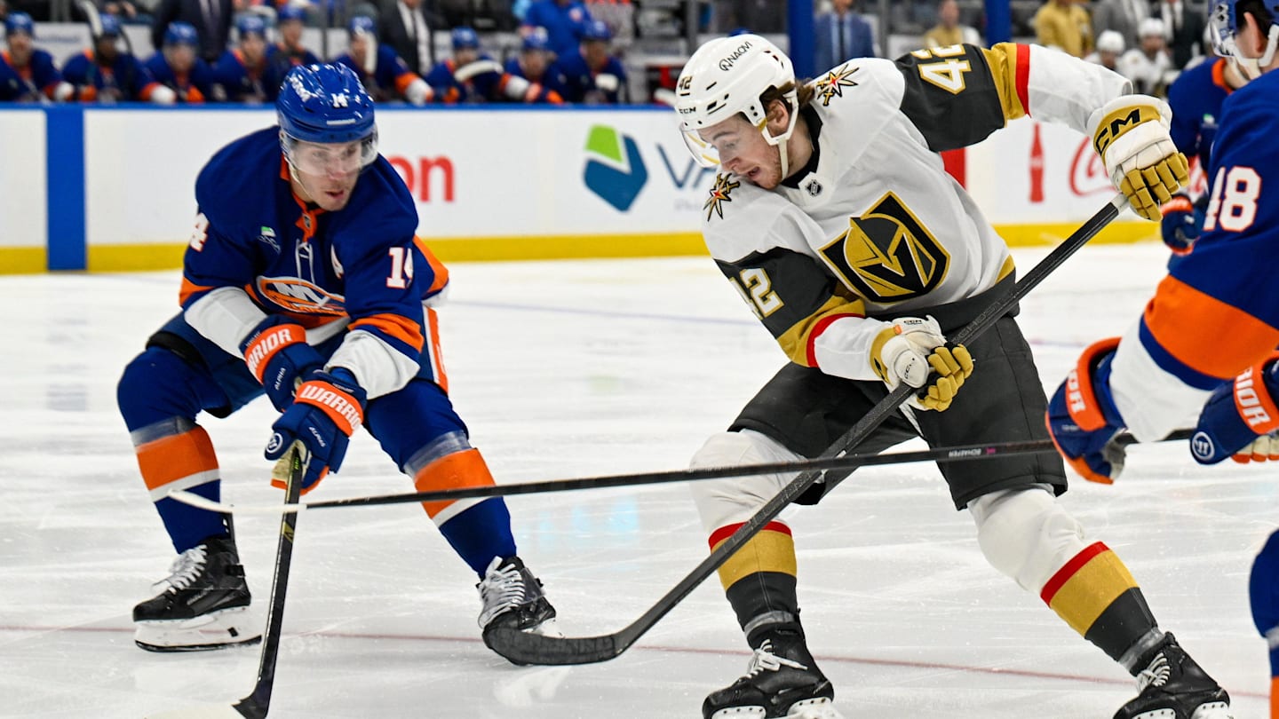 Islanders center Bo Horvat defends against Golden Knights right wing Braeden Bowman during during the third period at UBS Arena