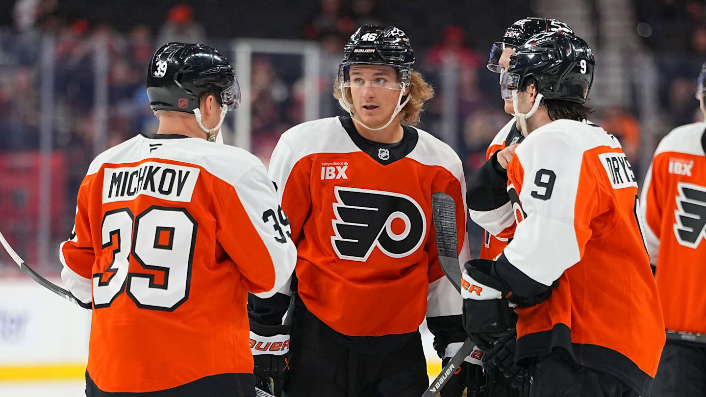 Boston Bruins v Philadelphia Flyers