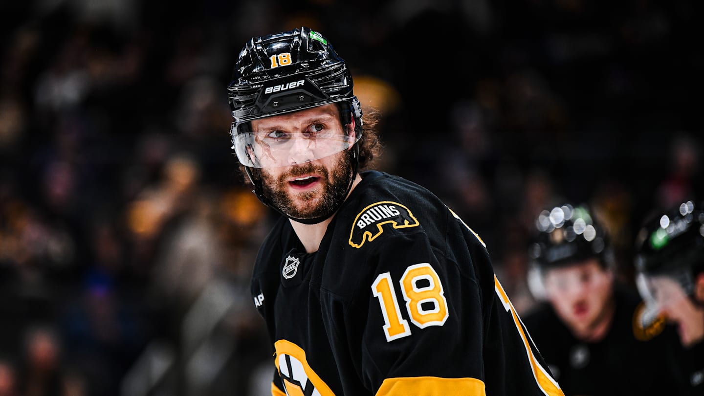 St. Louis Blues v Boston Bruins