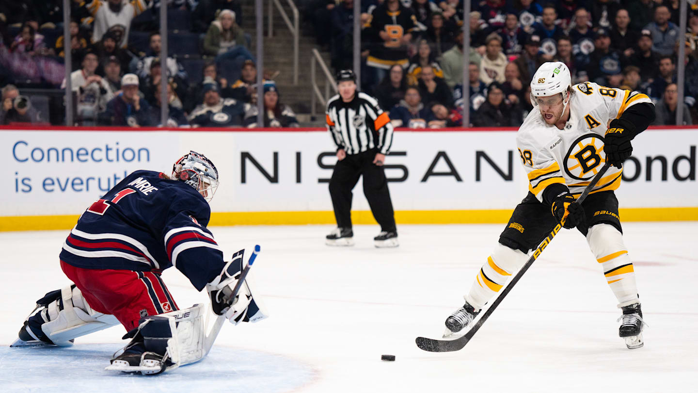 Boston Bruins v Winnipeg Jets