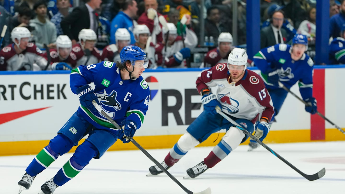 Colorado Avalanche v Vancouver Canucks