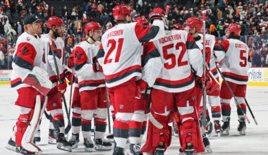 Carolina Hurricanes v Philadelphia Flyers