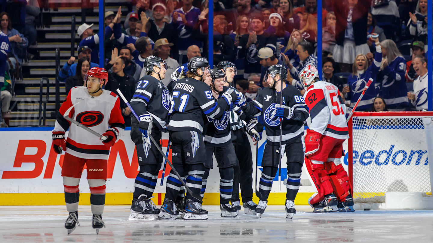 Carolina Hurricanes v Tampa Bay Lightning