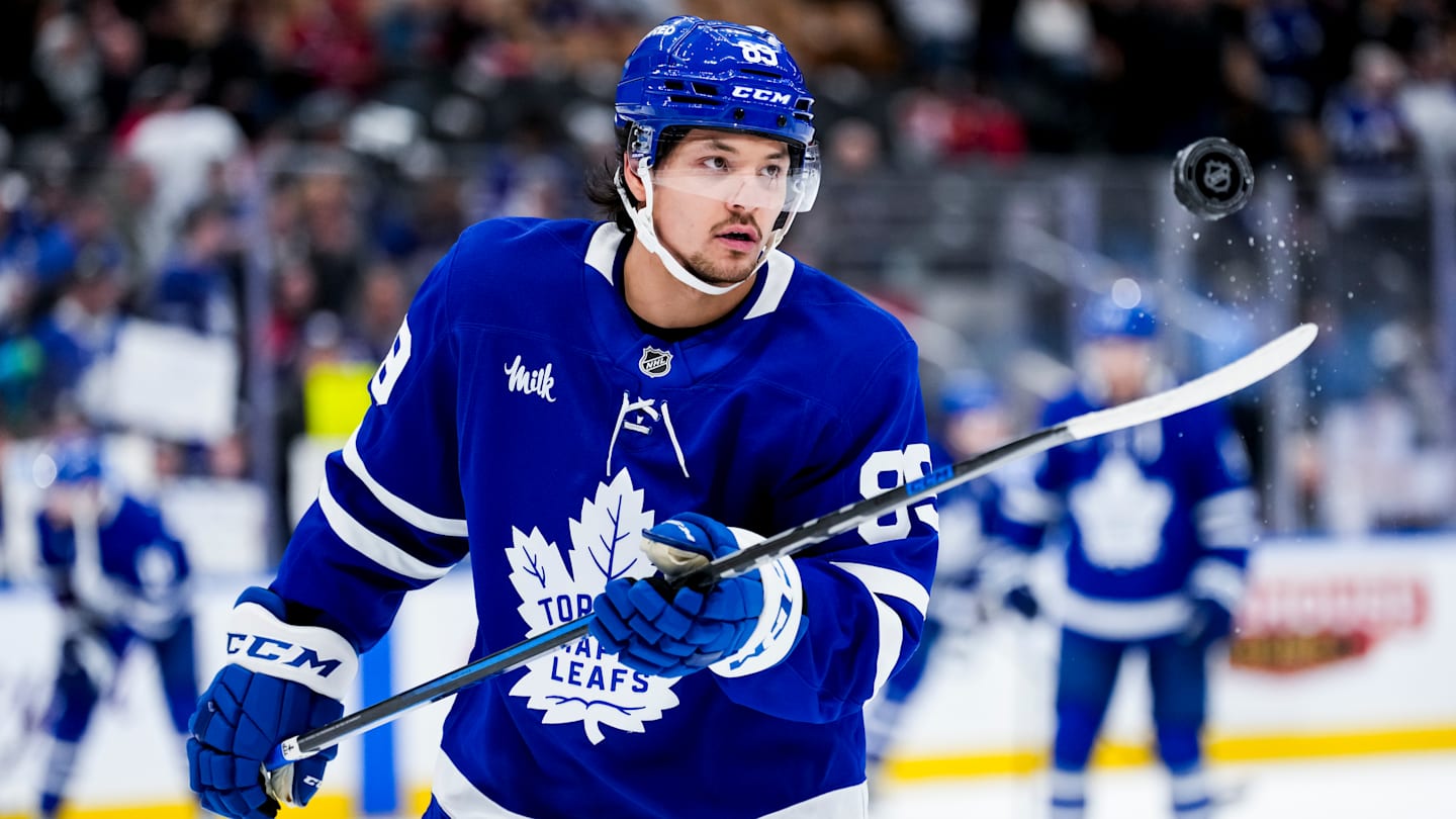 Montreal Canadiens v Toronto Maple Leafs