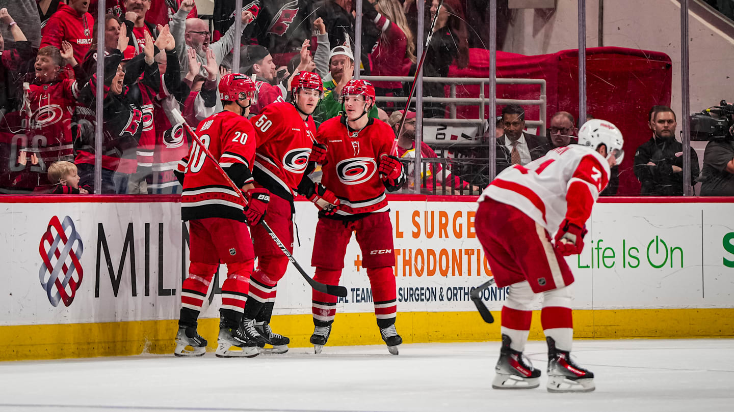 Detroit Red Wings v Carolina Hurricanes