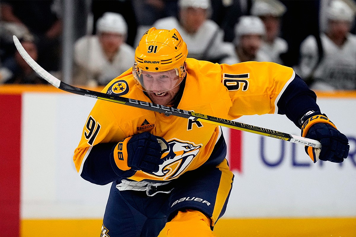 Steven Stamkos scores four goals to extend Predators’ surge
