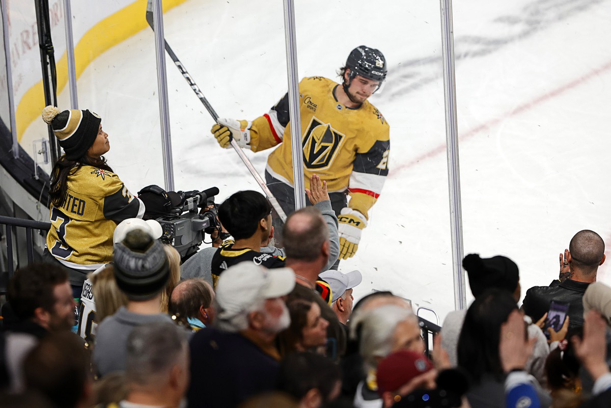 Golden Knights blow lead against Colorado, fall in shootout -
Las Vegas Sun News