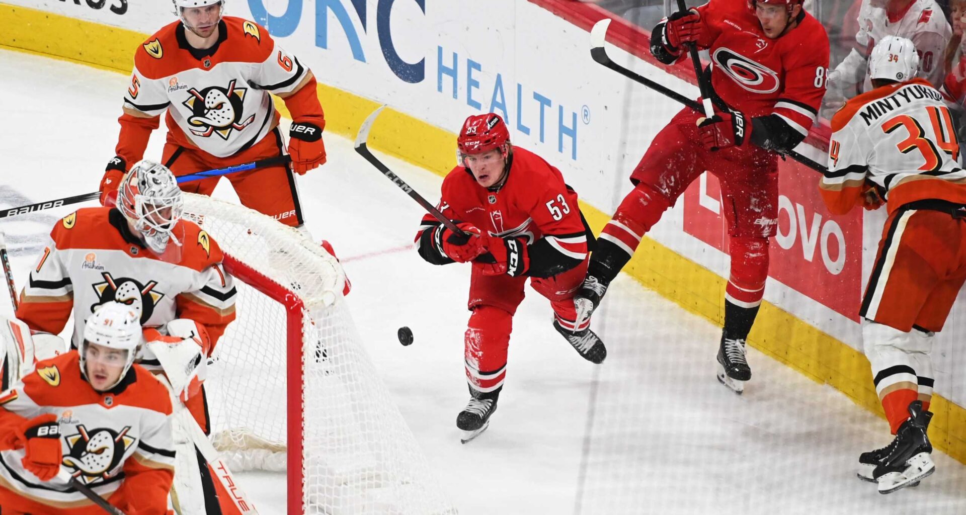 Hurricanes cut two-goal deficit, win 4-3 against Flyers – Technician