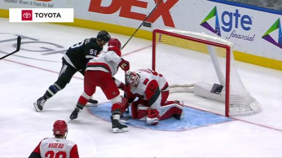 Jake Guentzel scores twice as Lightning rally for 6-4 win over Hurricanes