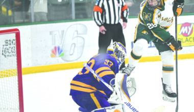 The wins just won’t come: NMU hockey subdued by hot goalie, Mankato’s resourceful power play | News, Sports, Jobs