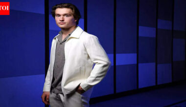 NHL match today: Will Macklin Celebrini play against Utah Mammoth tonight? Latest update on San Jose Sharks forward for December 1 | NHL News