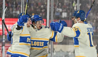 Blackhawks Trade Rumors: 3 Trade Candidates Linked to Chicago