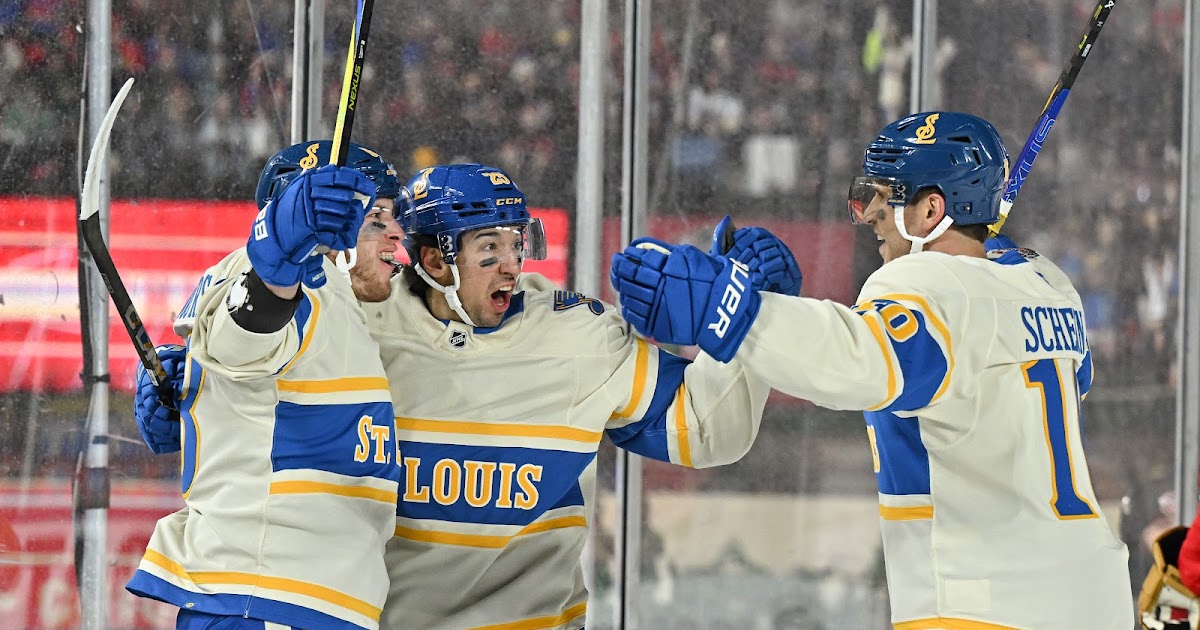 Blackhawks Trade Rumors: 3 Trade Candidates Linked to Chicago