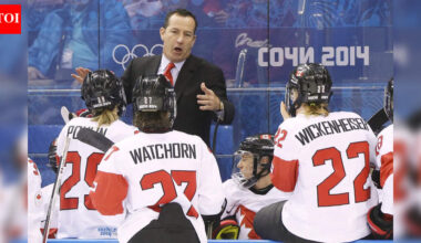 “No fight is faced alone…!”: NHL player-turned-coach Kevin Dineen gets emotional while disclosing pancreatic cancer diagnosis with fans | NHL News