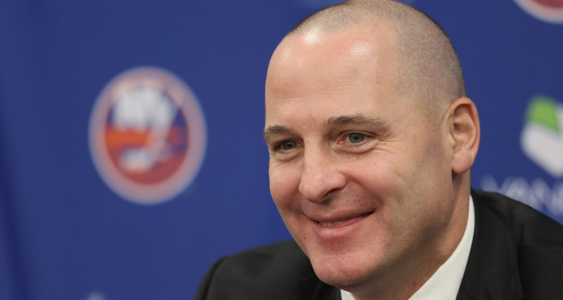 New York Islanders Linked with Trade for Star Defenseman