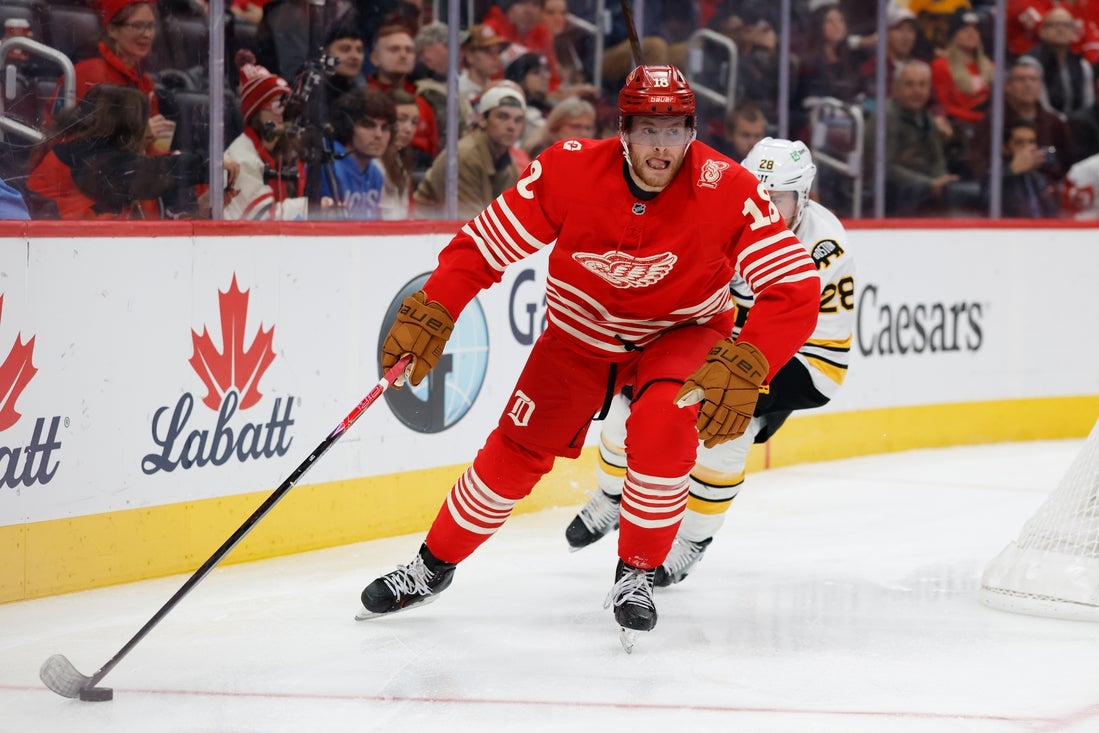 Red Wings open six-game excursion against Blue Jackets