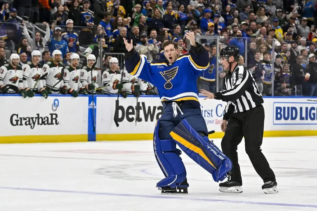 NHL insider reveals Binnington's decision on waiving trade protection for Oilers