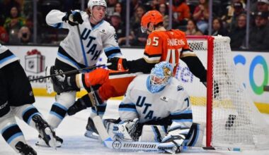 Mammoth manhandle Ducks 7-0 to end losing streak