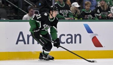 Stars not slowed by injuries, while Sharks try to steady play